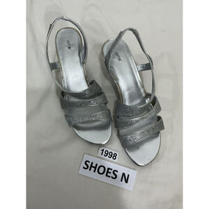Womans Apt 9 Kohls Open Toe Strappy High Heel Pump Sandal 10 M Silver